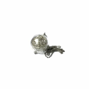 Skleněný náhrdelník ve stříbrné barvě Ko-ra-le Wired Long Ko-ra-le